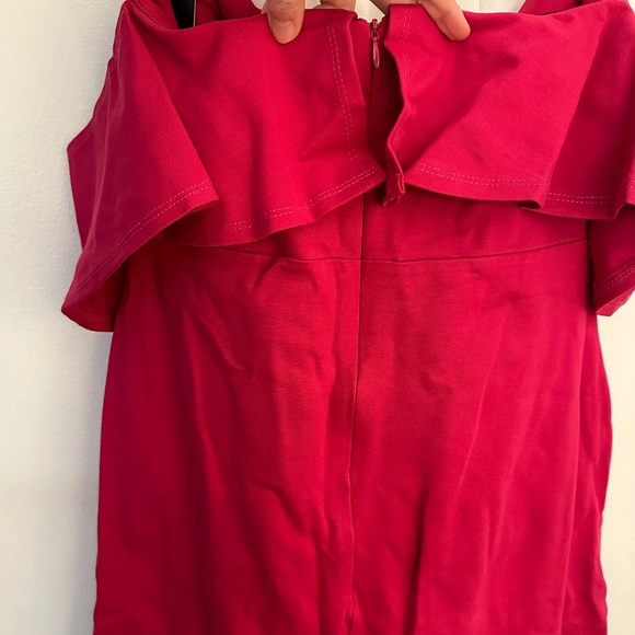 Lulu’s Confidence Boost Off the Shoulder Bodycon Dress in Magenta - L | NWT - Picture 4 of 5